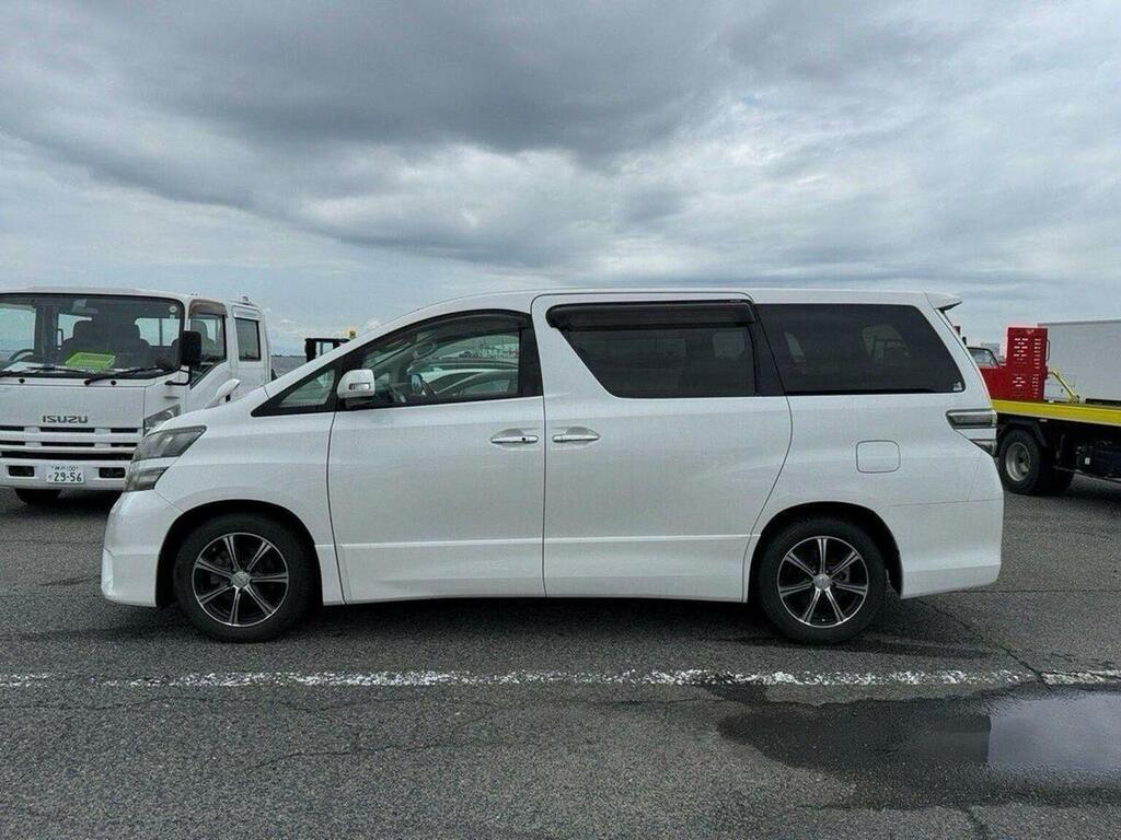 Toyota Vellfire 2.4Z Platinum Selection 7 Seater White #5
