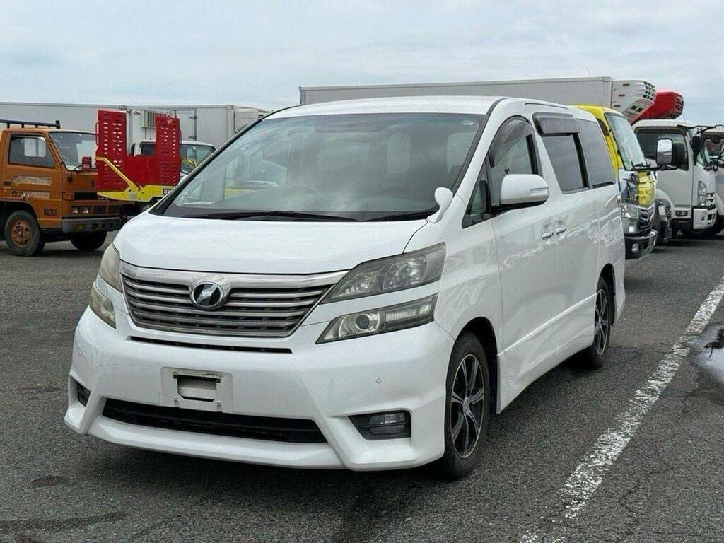 Toyota Vellfire 2.4Z Platinum Selection 7 Seater White #4
