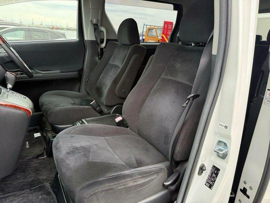Toyota Vellfire 2.4Z Platinum Selection 7 Seater White #2