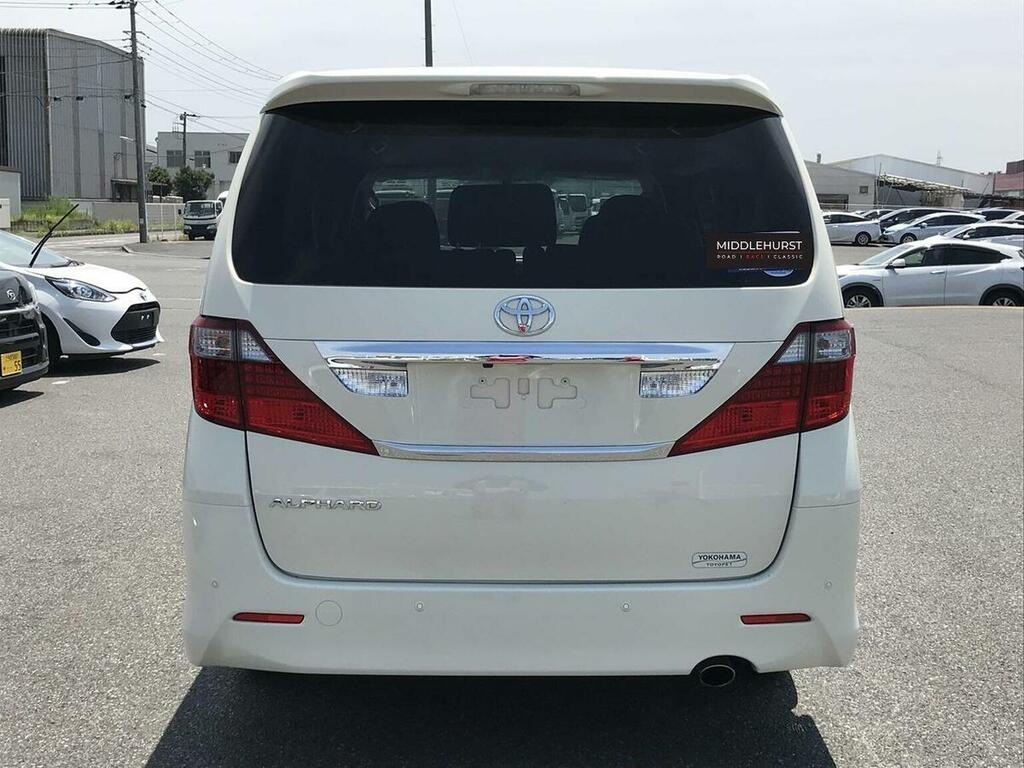 Toyota Alphard 2.4 240S 7 Seater White #6