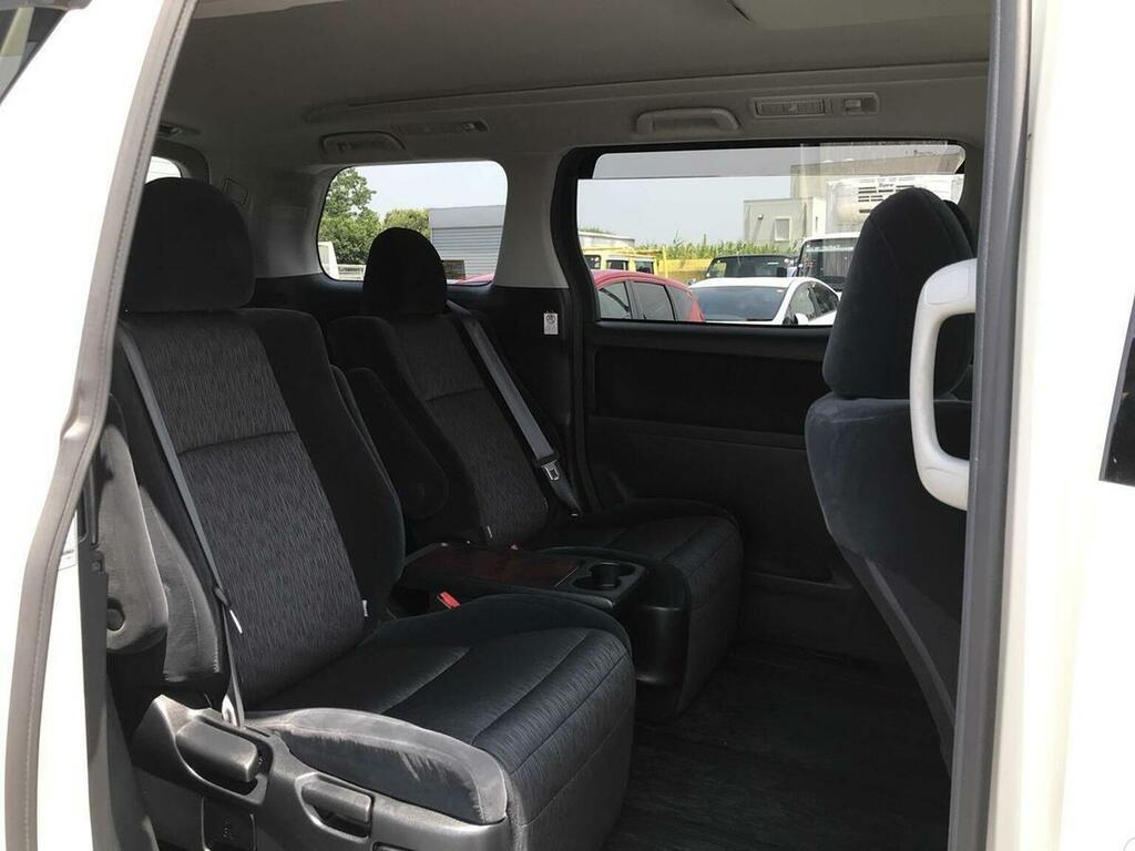 Toyota Alphard 2.4Z Platinum Selection2-twin Power Doors-8 Seats-  #18