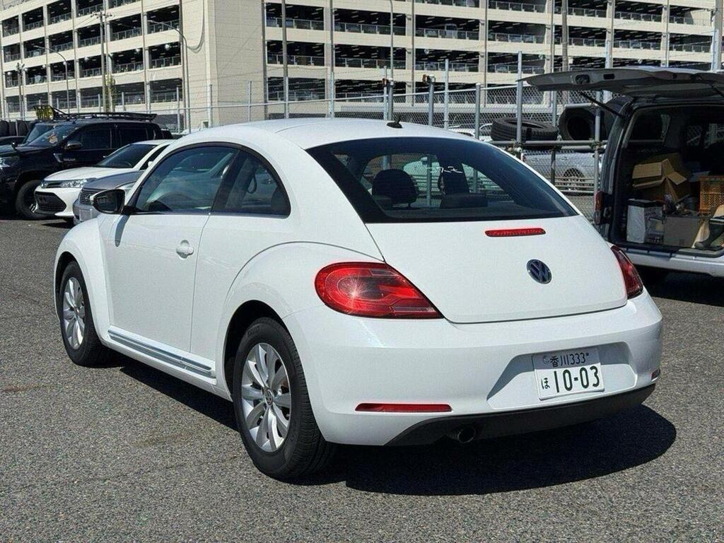 Volkswagen Beetle 1.2 Tsi Design Dsg White #4