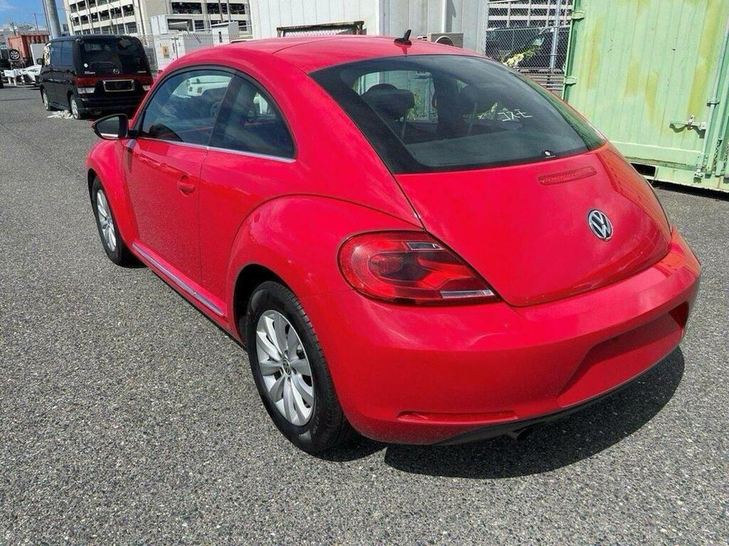 Volkswagen Beetle 1.2 Tsi Design Dsg Red #2