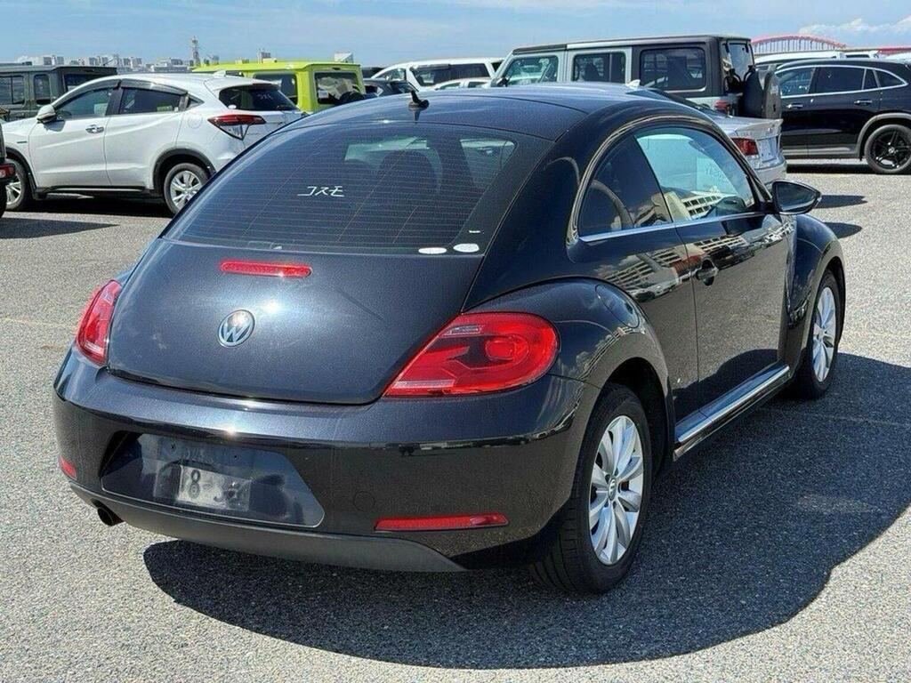 Volkswagen Beetle 1.2 Tsi Design Dsg Black #2