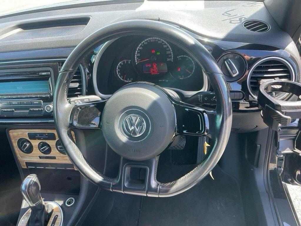 Volkswagen Beetle 1.2 Tsi Design Hatchback 6Spd Eu Red #12