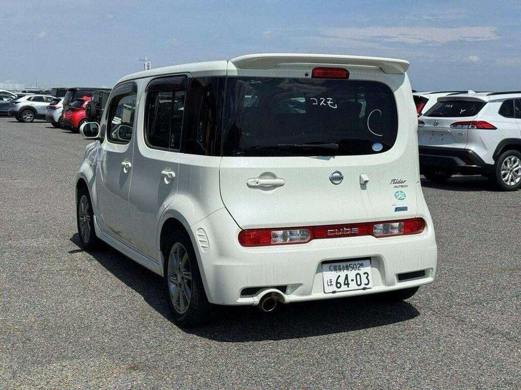 Nissan Cube 1.5 Rider Black Line Cvt White #3