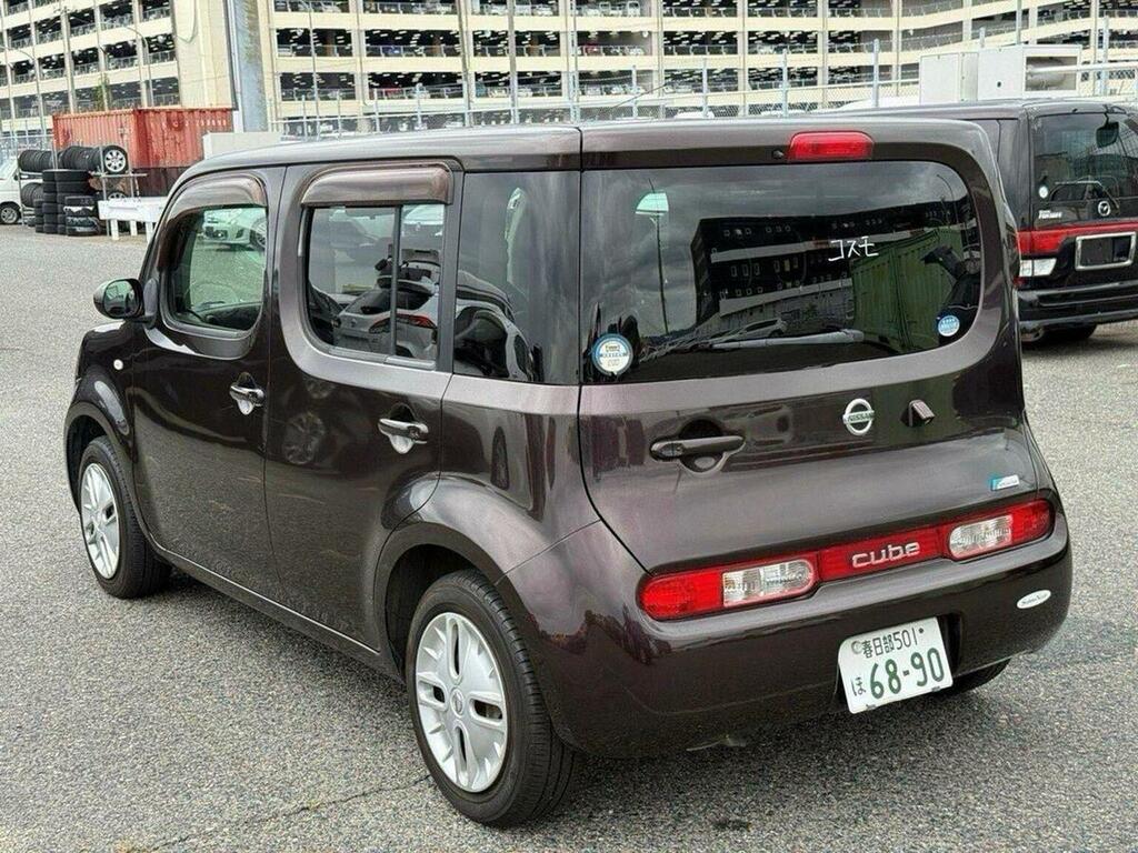Nissan Cube 1.5 Indigo Plus Plasma Cvt Brown #3