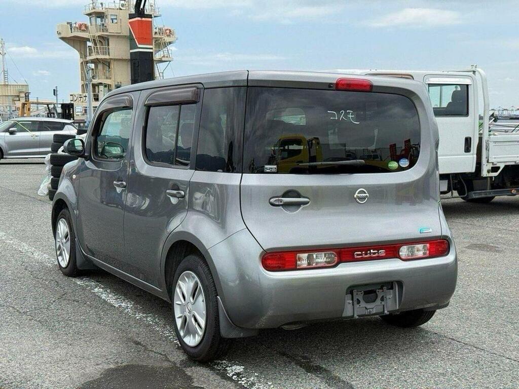 Nissan Cube 1.5 15X Cvt Grey #2