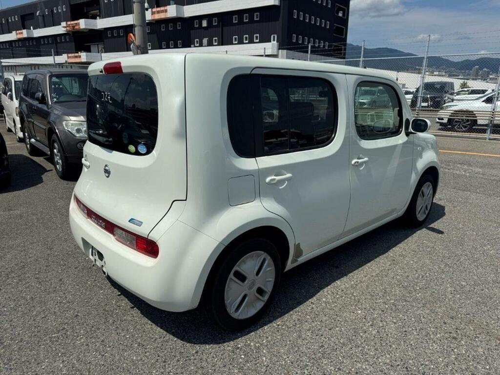 Nissan Cube 1.5 15X M Selection Cvt White #2