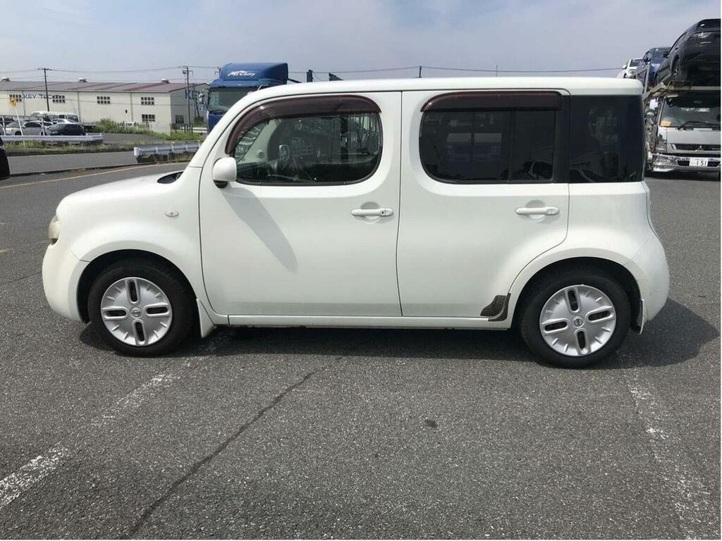 Nissan Cube 1.5 15X V Selection Cvt White #5