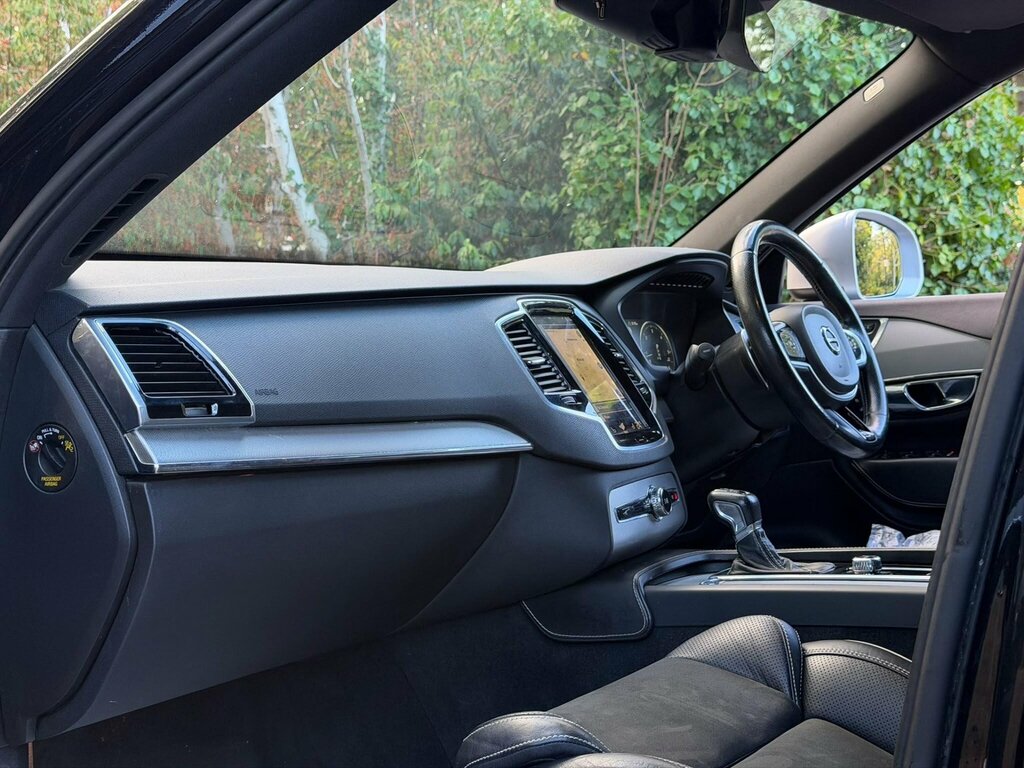 Volvo XC90 T8 Twin Engine Inscription White #13