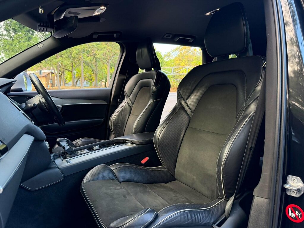 Volvo XC90 T8 Twin Engine Inscription White #12