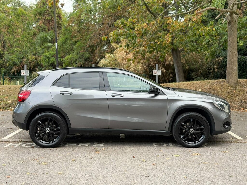 Mercedes-Benz GLA Class 1.6 Gla180 Urban Edition 7G-dct Euro 6 Ss Grey #3