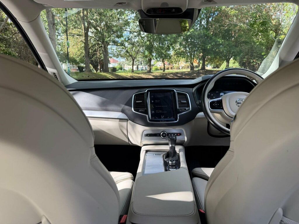 Volvo XC90 2019 2.0 T8 Twin Engine R-design Awd 385 Bhp Black #22