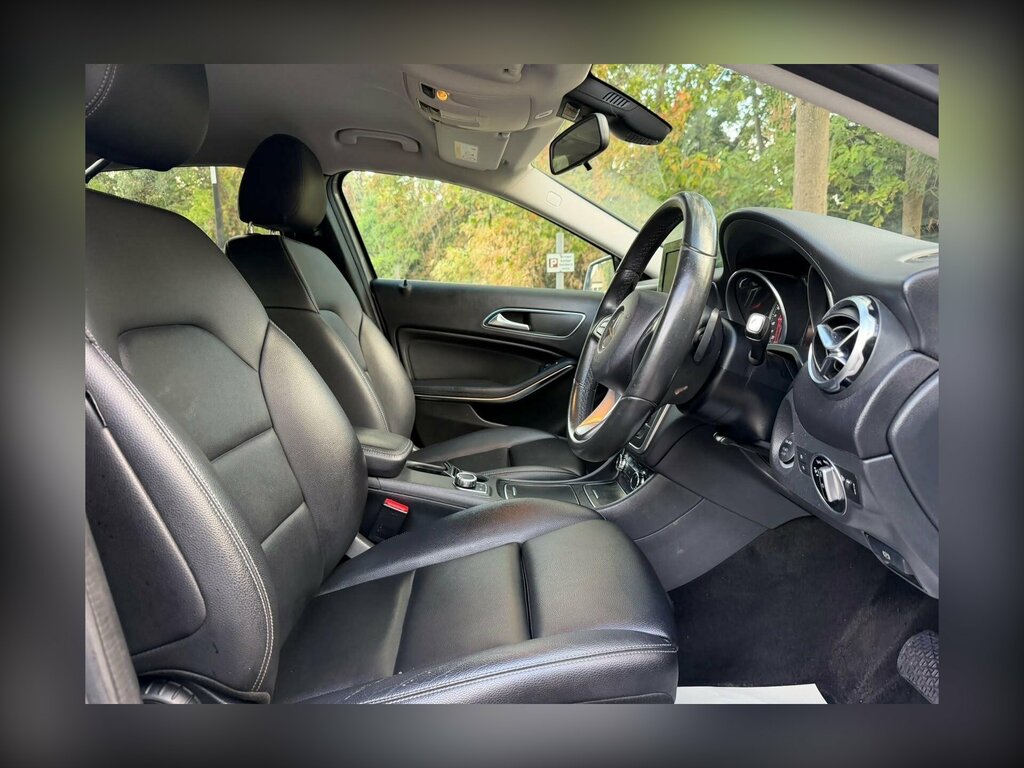 Mercedes-Benz GLA Class 2.1 Gla 200 D Amg Line Premium 134 Bhp Green #12