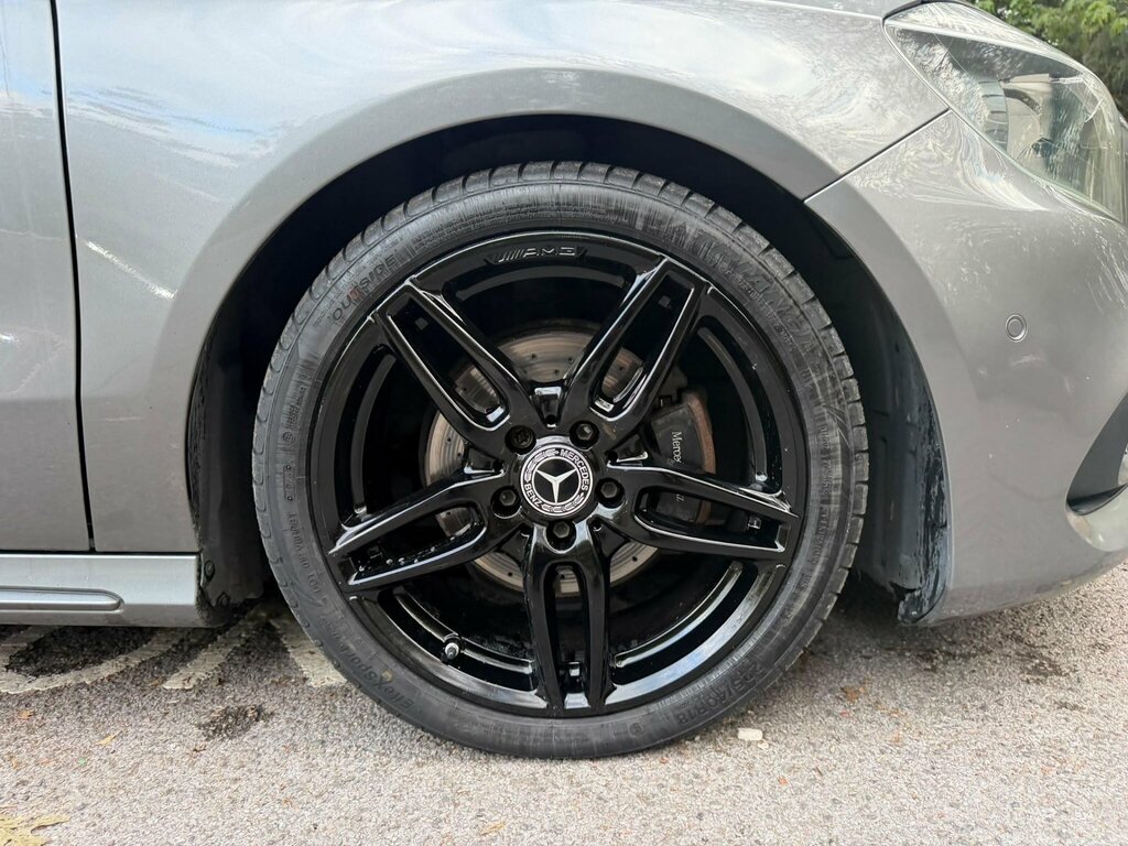 Mercedes-Benz A Class A 220 D Amg Line Premium Red #29