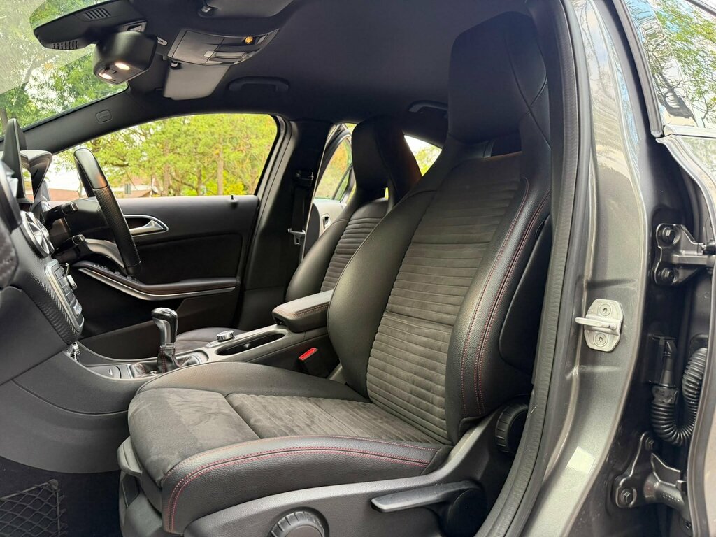 Mercedes-Benz A Class A 220 D Amg Line Premium Red #14