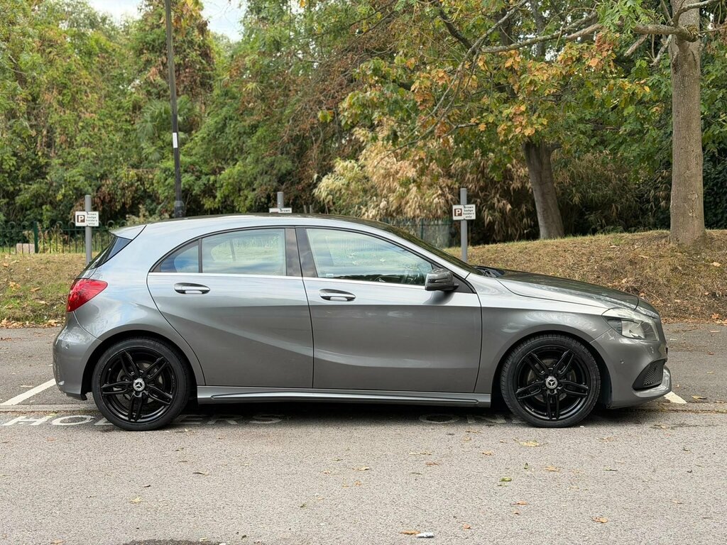 Mercedes-Benz A Class A 220 D Amg Line Premium Red #3