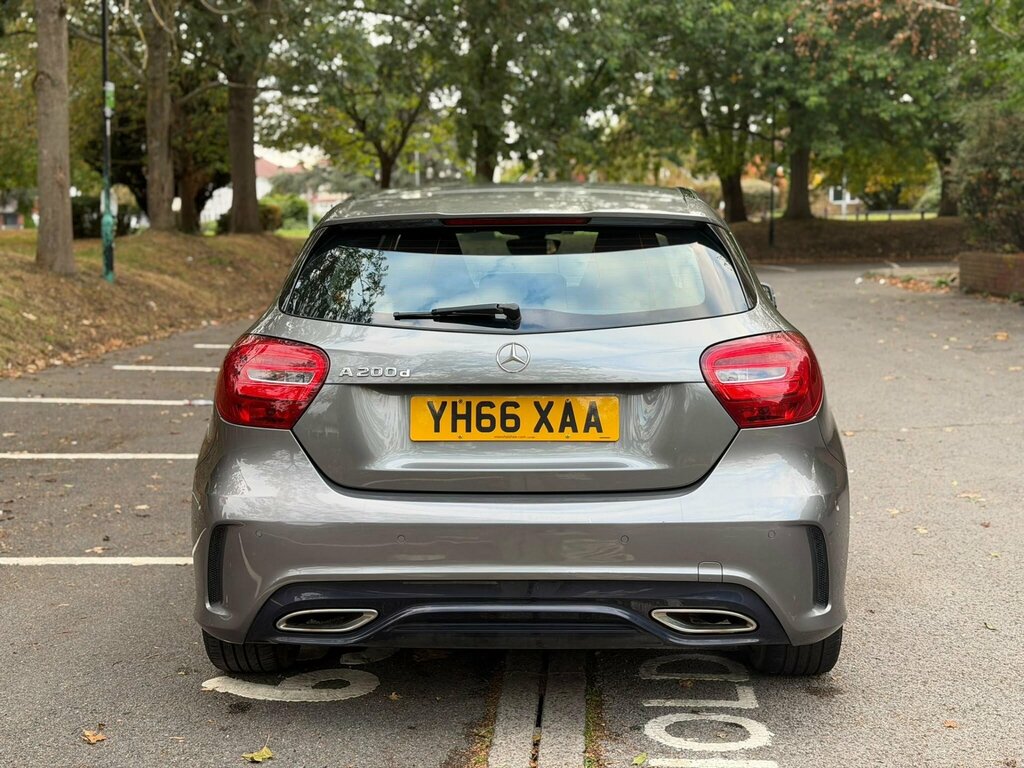 Mercedes-Benz A Class A 220 D Amg Line Premium Red #5