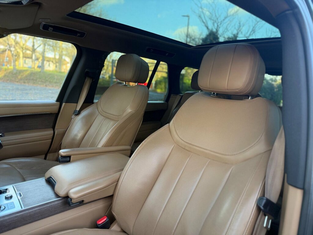 Land Rover Range Rover 3.0 D300 Blue #12