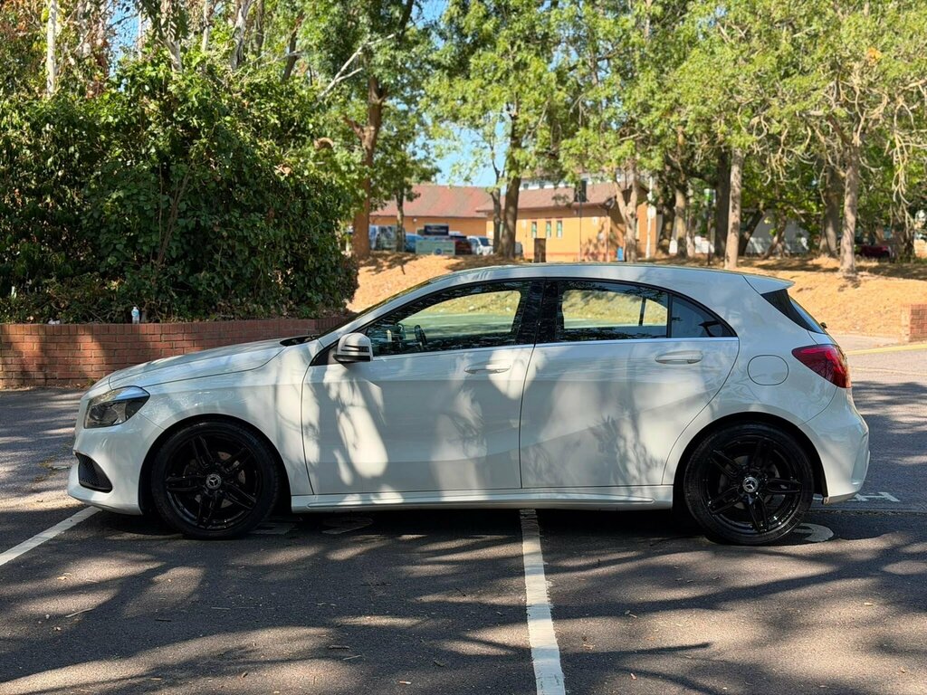 Mercedes-Benz A Class 1.5 A180d Amg Line 7G-dct Euro 6 Ss White #6