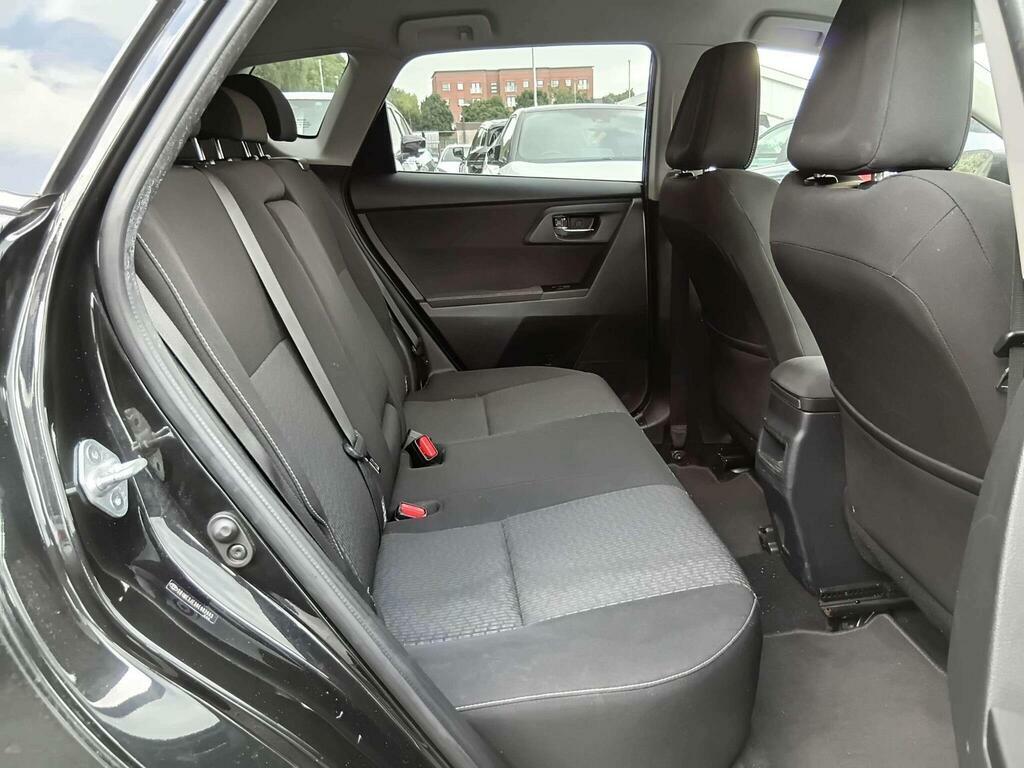 Toyota Auris 1.4 D-4d Icon White #16