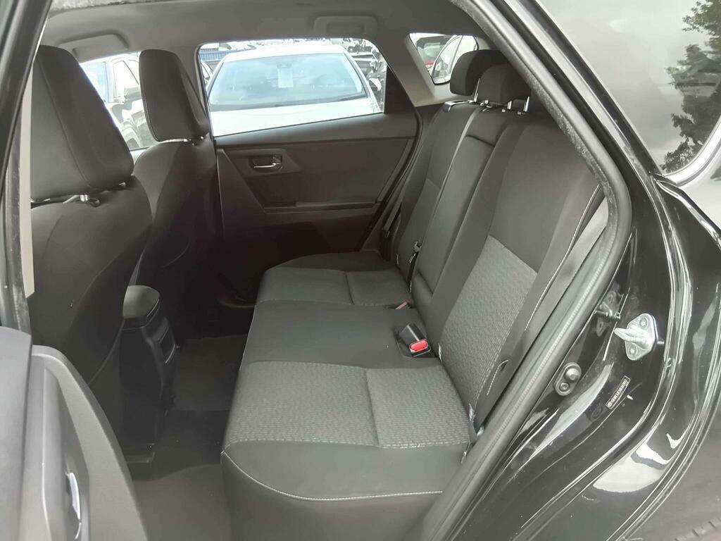 Toyota Auris 1.4 D-4d Icon White #15