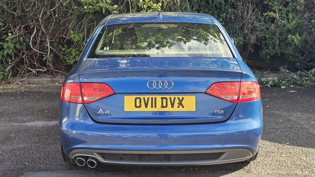 Audi A4 Saloon 2.0 Tdi Black Edition Euro 5 Ss 201 Red #3