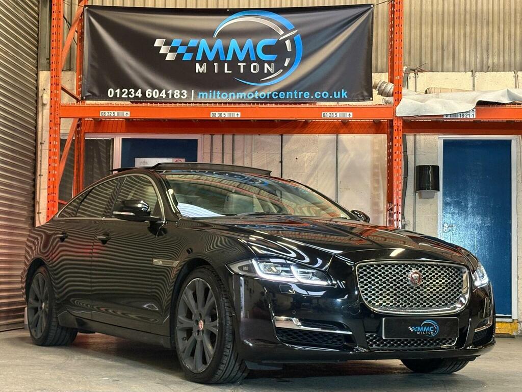 Jaguar XJ Saloon 3.0D V6 Portfolio Euro 6 Ss 20 Black #5