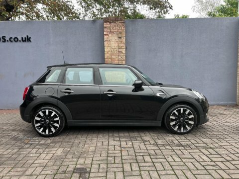 Mini Hatch 1.5 Cooper Exclusive #2