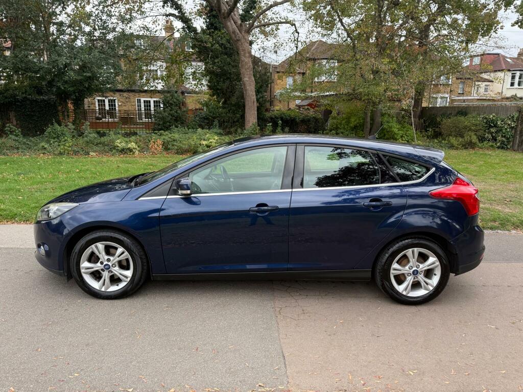 Ford Focus Zetec Blue #4