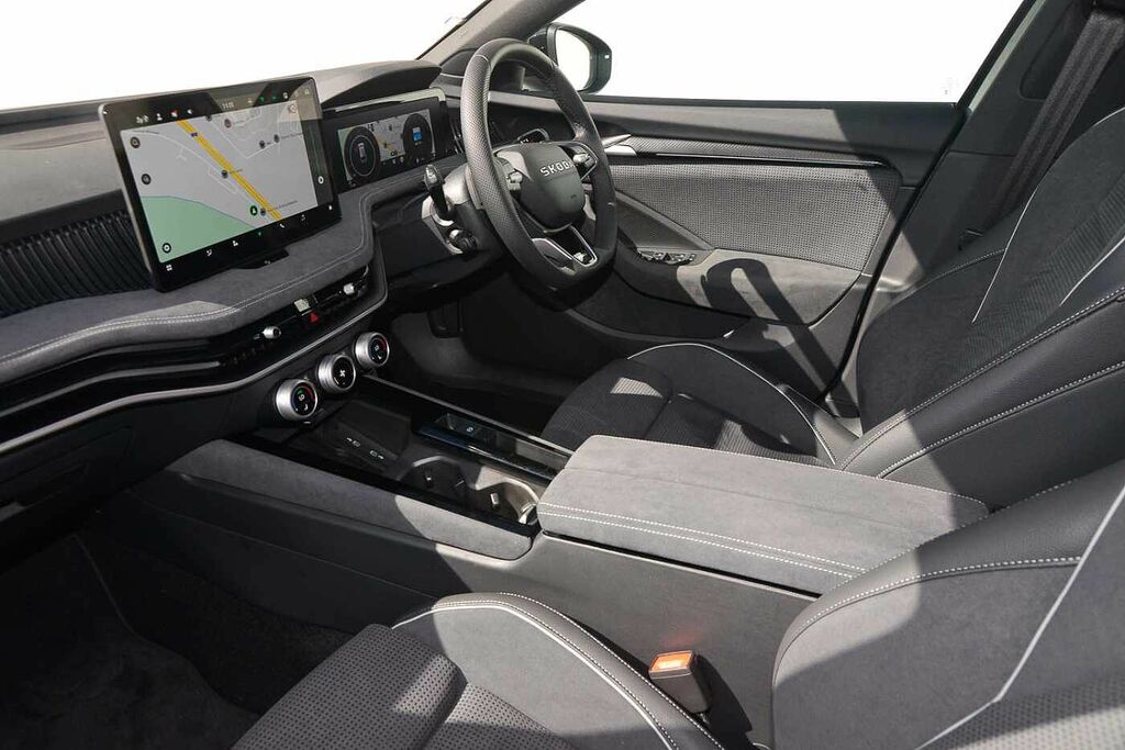 Skoda Superb 2.0 Tsi Sportline 4X4 Dsg Grey #2