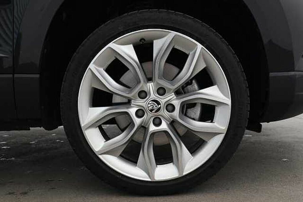 Skoda Karoq 1.5 Tsi Se L Dsg Black #5