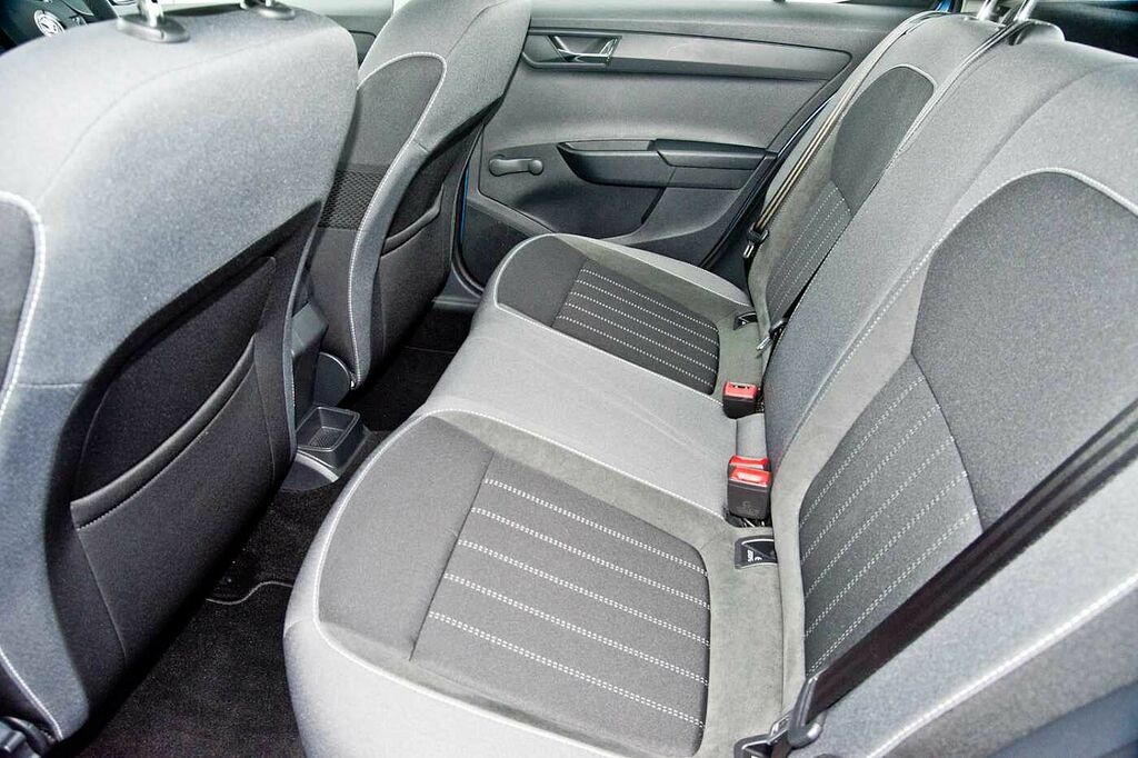 Skoda Fabia 1.0 Tsi 110 Se Dsg White #14
