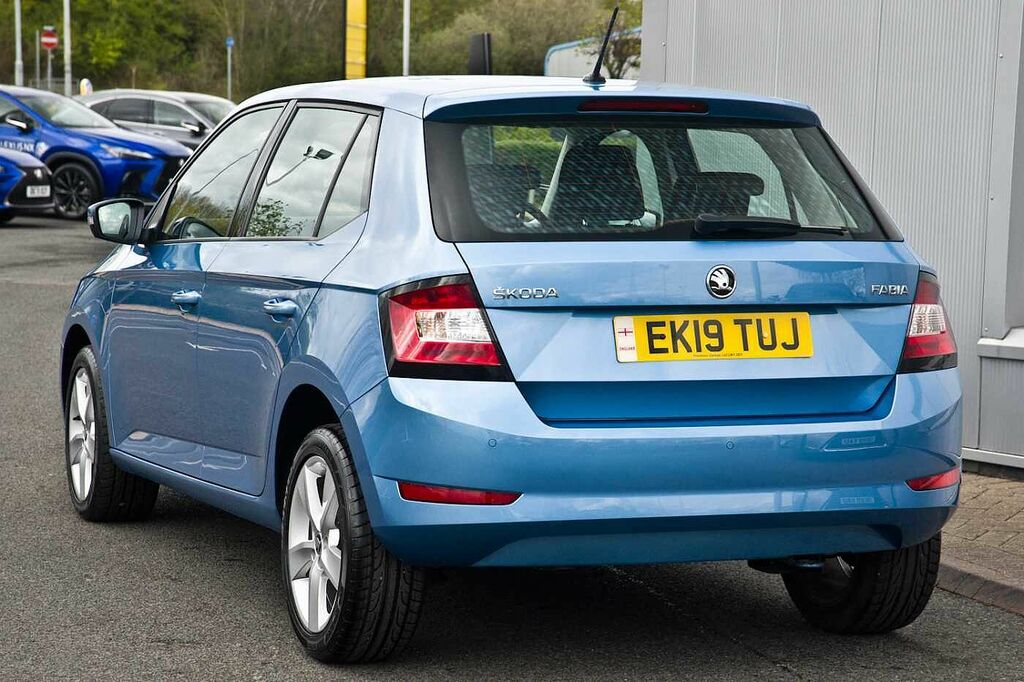 Skoda Fabia 1.0 Tsi 110 Se L Blue #3