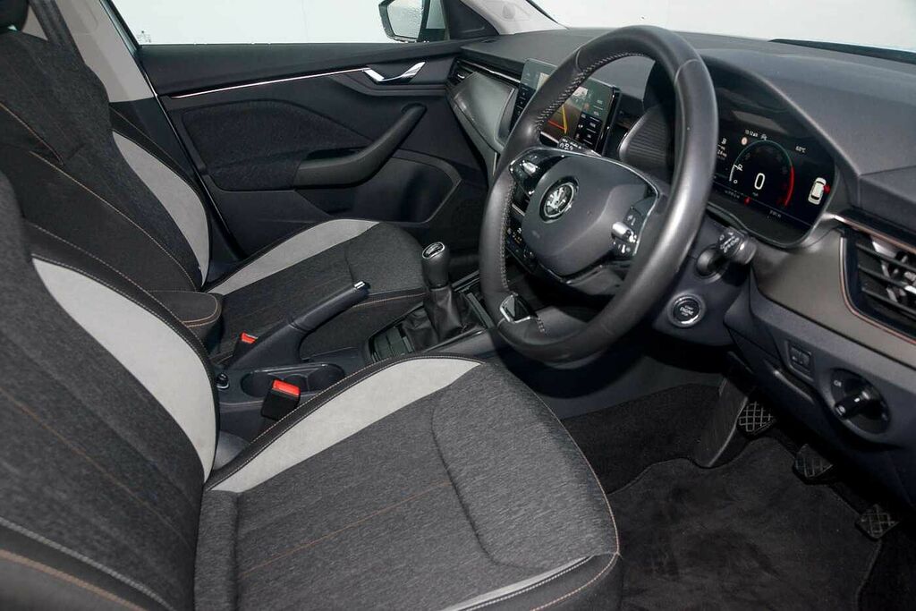 Skoda Kamiq 1.0 Tsi 110 Se L Executive Silver #5