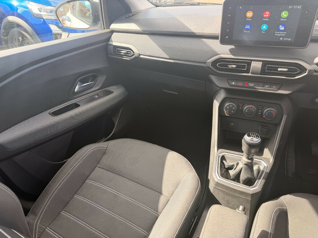 Dacia Sandero 1.0 Tce Comfort White #4
