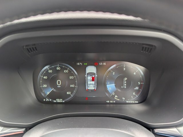 Volvo XC60 D4 190 R Design Lux Nav Awd White #27