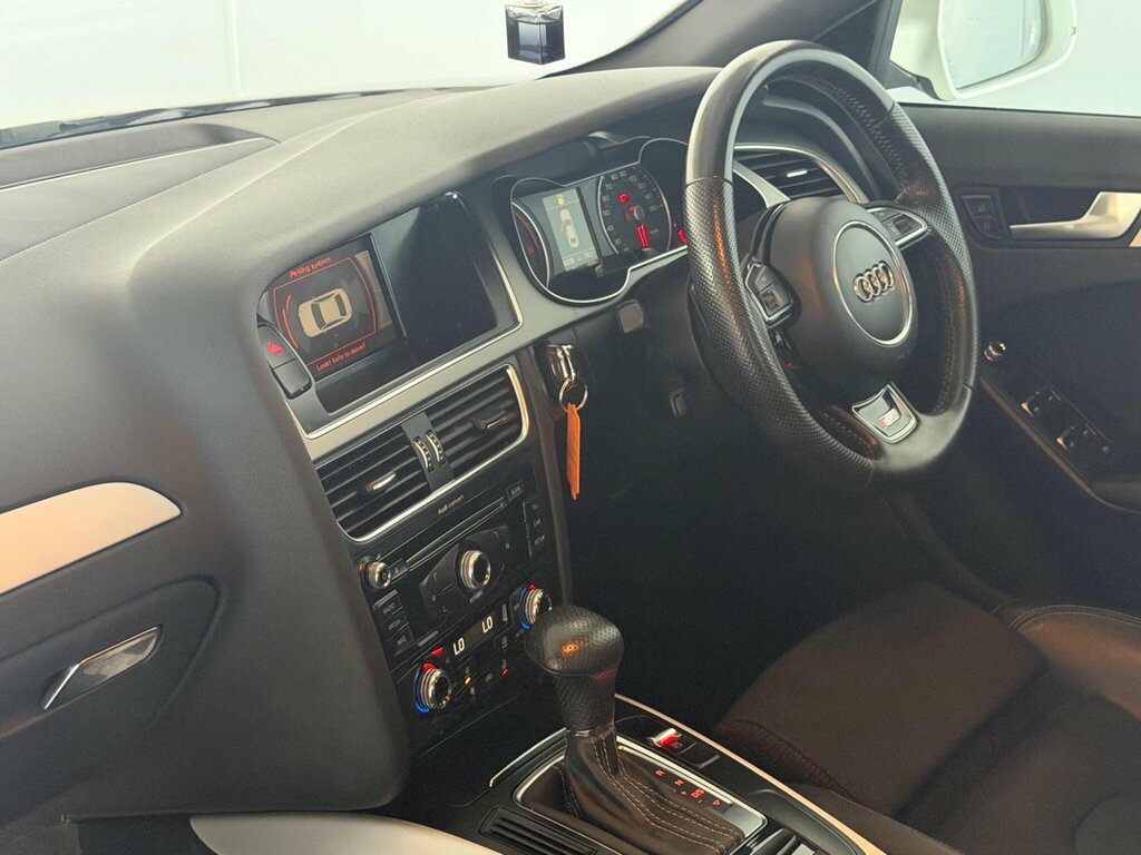 Audi A4 Saloon 2.0 Tdi Black Edition Euro 5 Ss 201 White #31