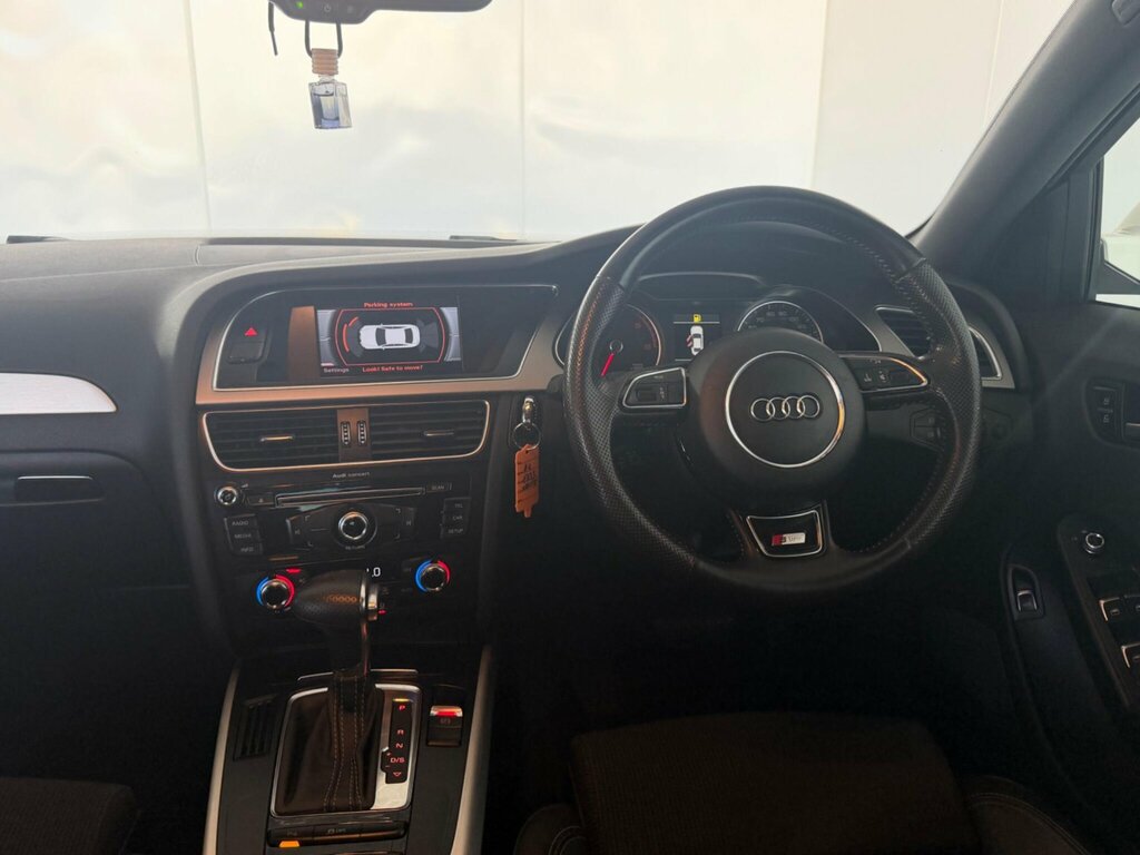 Audi A4 Saloon 2.0 Tdi Black Edition Euro 5 Ss 201 White #33