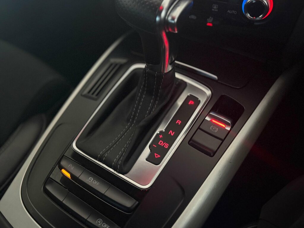 Audi A4 Saloon 2.0 Tdi Black Edition Euro 5 Ss 201 White #42
