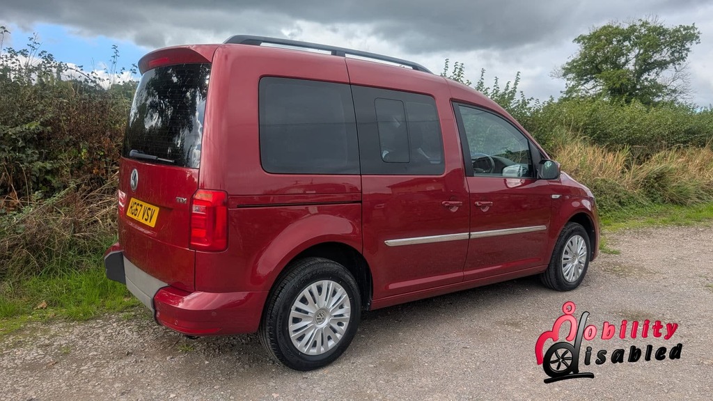 Volkswagen Caddy Life Diesel Red #5