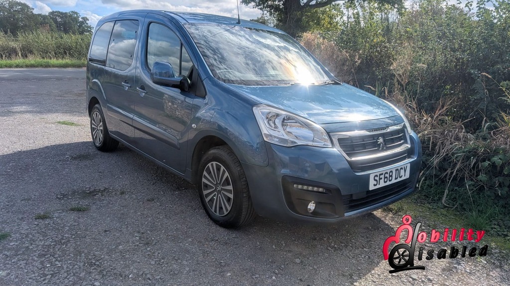 Peugeot Partner Tepee Petrol Blue #3