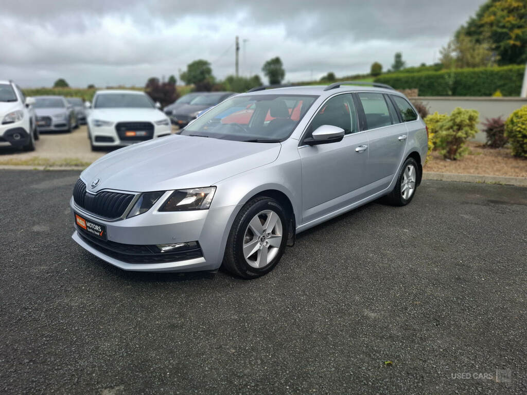 Skoda Octavia 1.6 Tdi Se Technology Silver #2