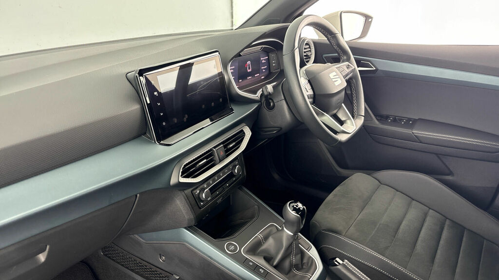 Seat Arona 1.0 Tsi Xperience Lux Euro 6 5-Door Black #2