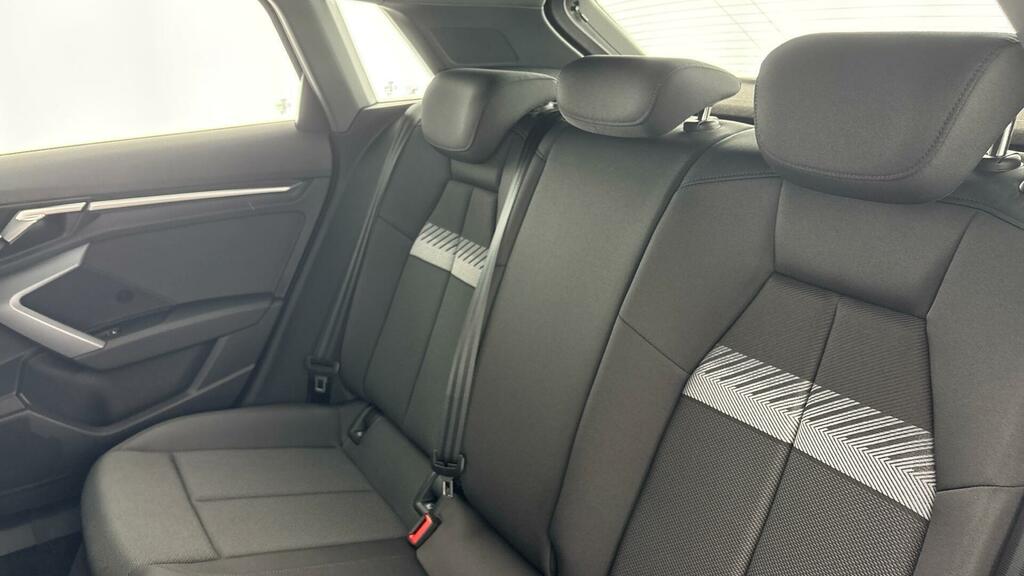 Audi A3 A3 1.5 Tfsi 150 Black Edition S Tronic Grey #40