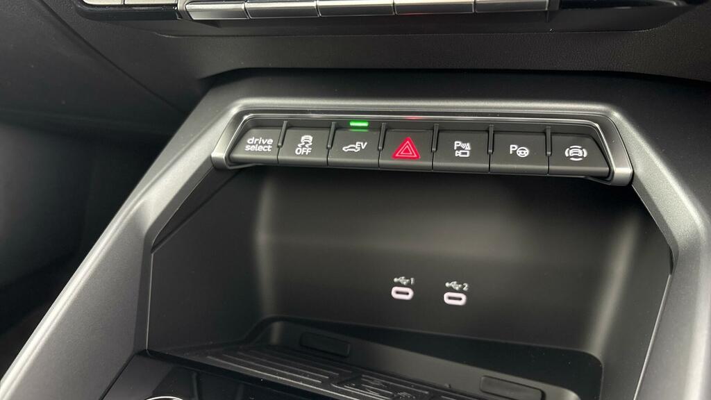 Audi A3 A3 1.5 Tfsi 150 Black Edition S Tronic Grey #17