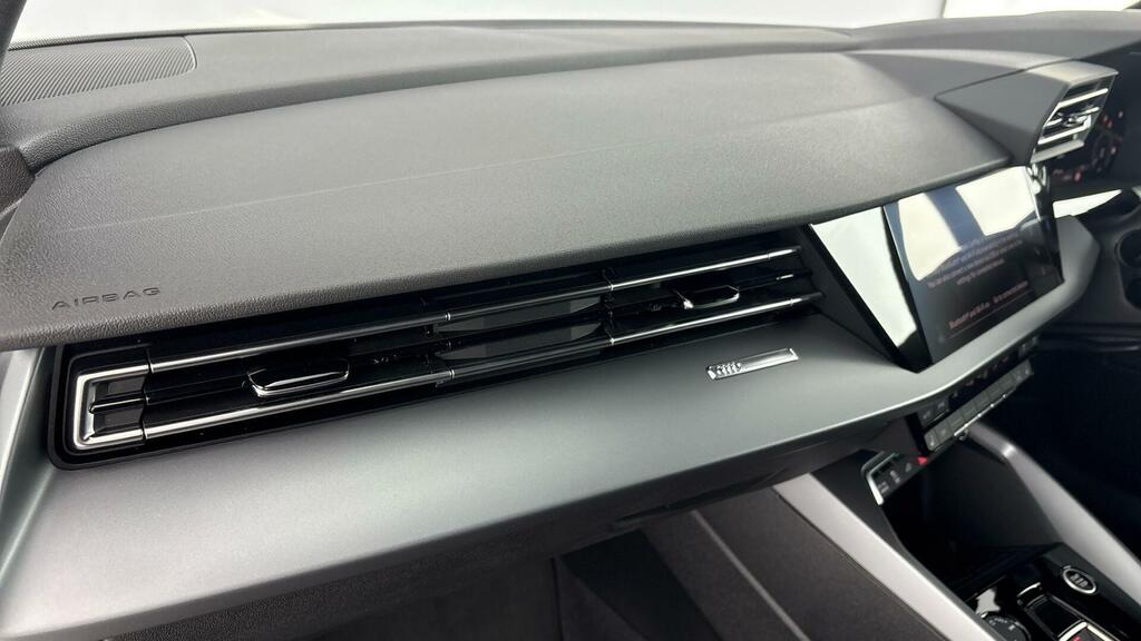 Audi A3 A3 1.5 Tfsi 150 Black Edition S Tronic Grey #41