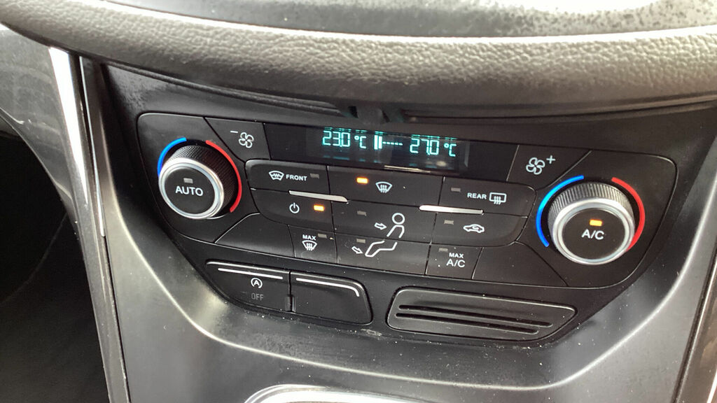 Ford Kuga 1.5 Ecoboost St-line 2Wd White #38