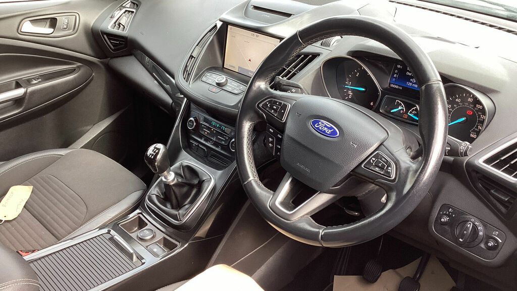Ford Kuga 2.0 Tdci Ecoblue Titanium Edition Euro 6 5-Door White #6